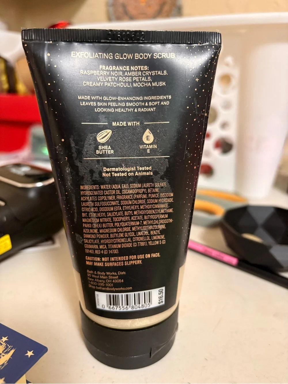 Bath & Body Works luxurious exfoliating